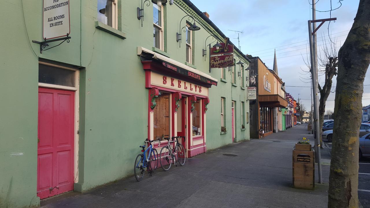 Готель Skellys Ballymahon Екстер'єр фото
